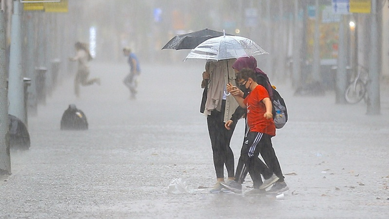 Meteoroloji'den Trakya için 'kuvvetli sağanak yağış' uyarısı