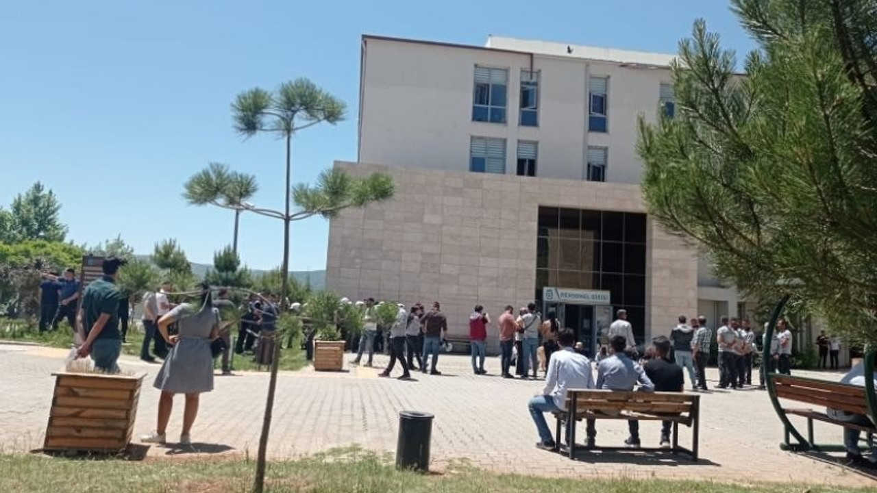 TÜGVA protestosu yaparken darbedilerek gözaltına alınan öğrenciler serbest bırakıldı