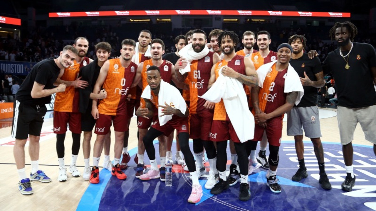 Galatasaray'dan Euroleague şampiyonu Anadolu Efes’e 35 sayı fark