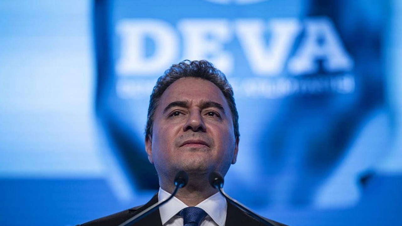 Ali Babacan'dan Kadın Cinayetlerini Durduracağız Platformu'na destek