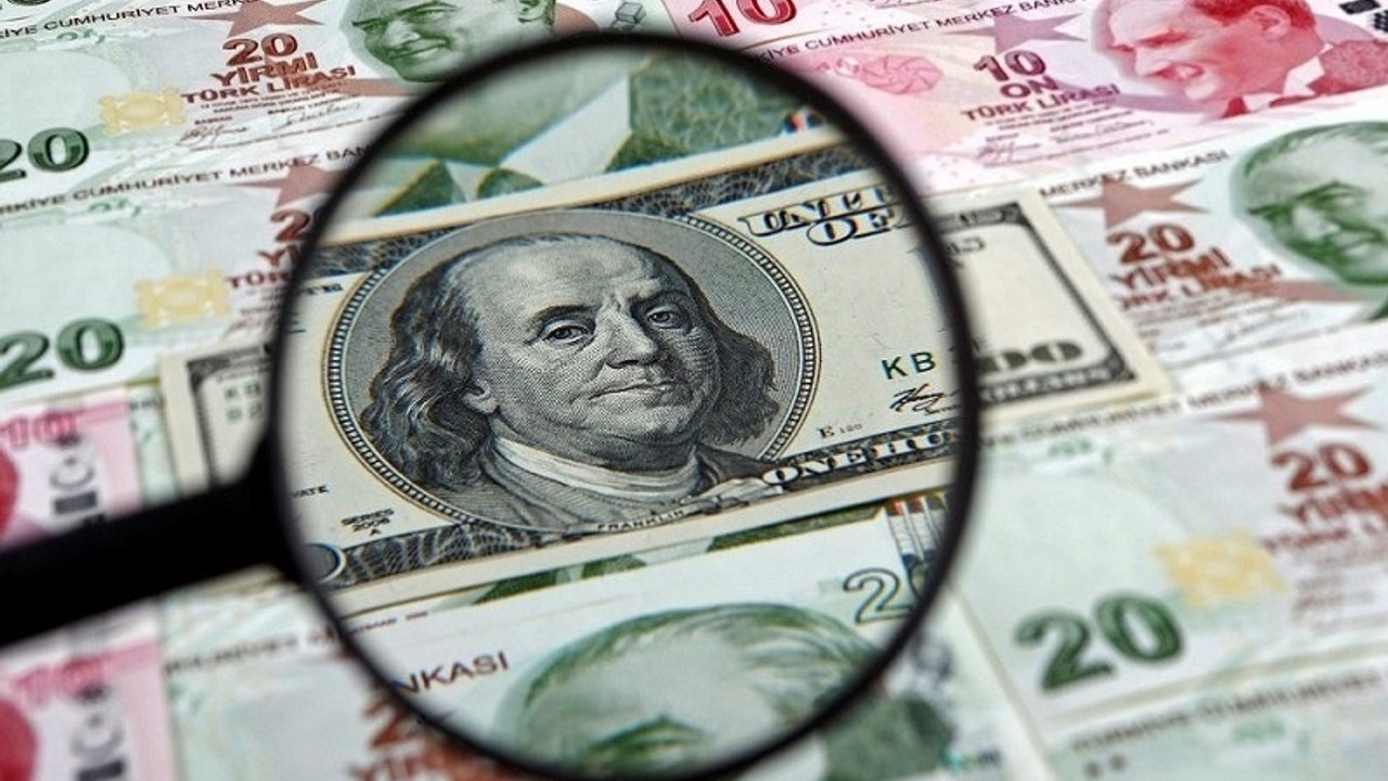 Dolar/TL kuru rekor tazeleyerek 16,61'i aştı
