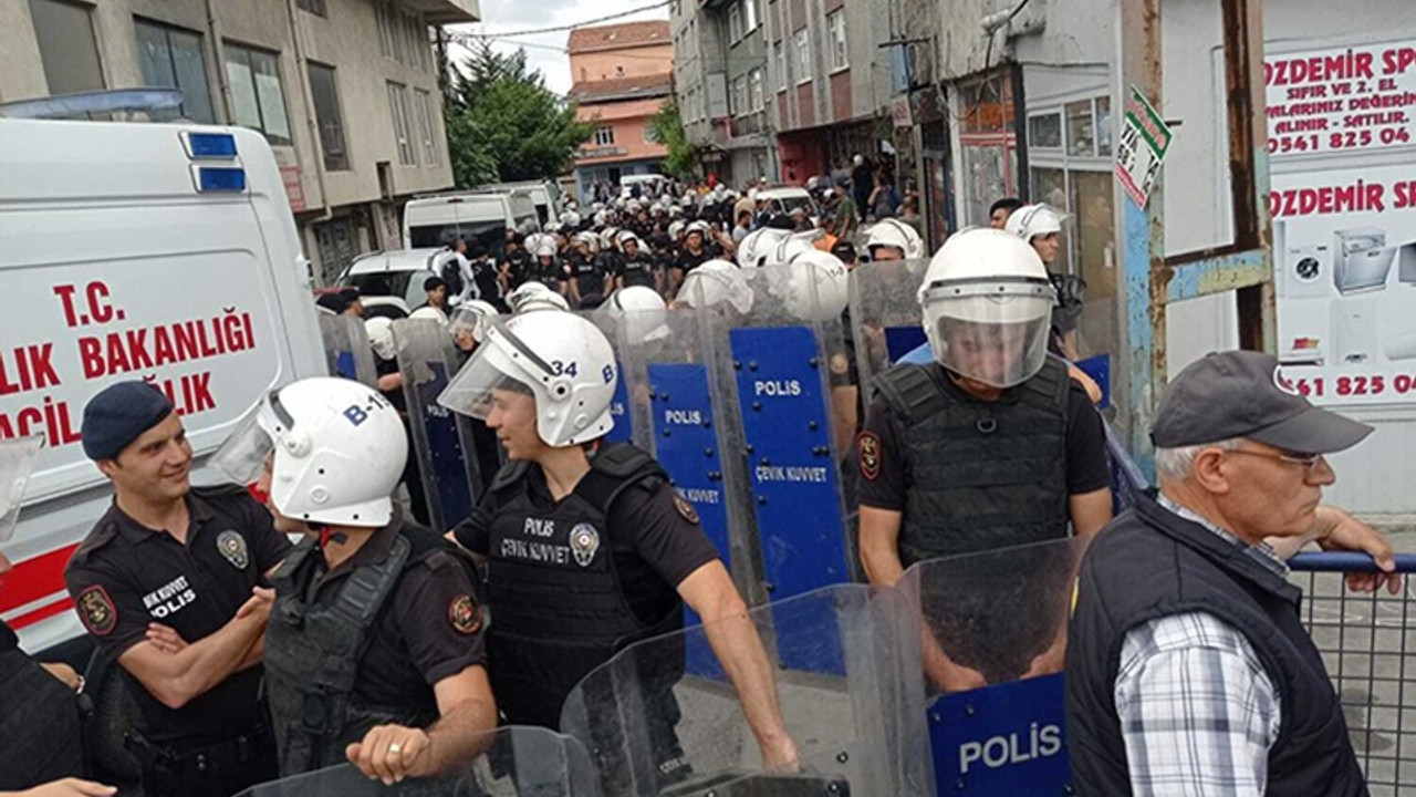 Beyoğlu Fetihtepe’deki 'zoraki' kentsel dönüşüm: 15 yaşındaki çocuk ters kelepçe ile gözaltına alındı