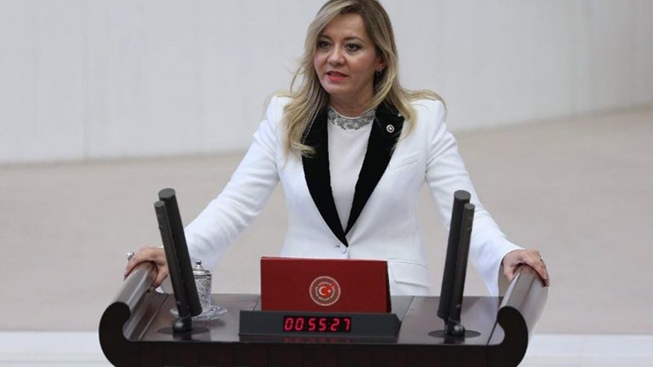 Aylin Cesur: Isparta halısı nasıl yok olduysa gül de aynı akıbete gidiyor