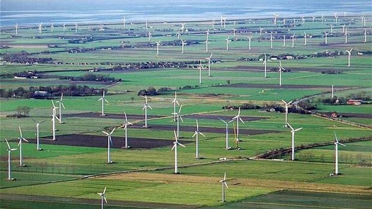 Almanya rüzgar enerjisinde çıtayı yükseltiyor