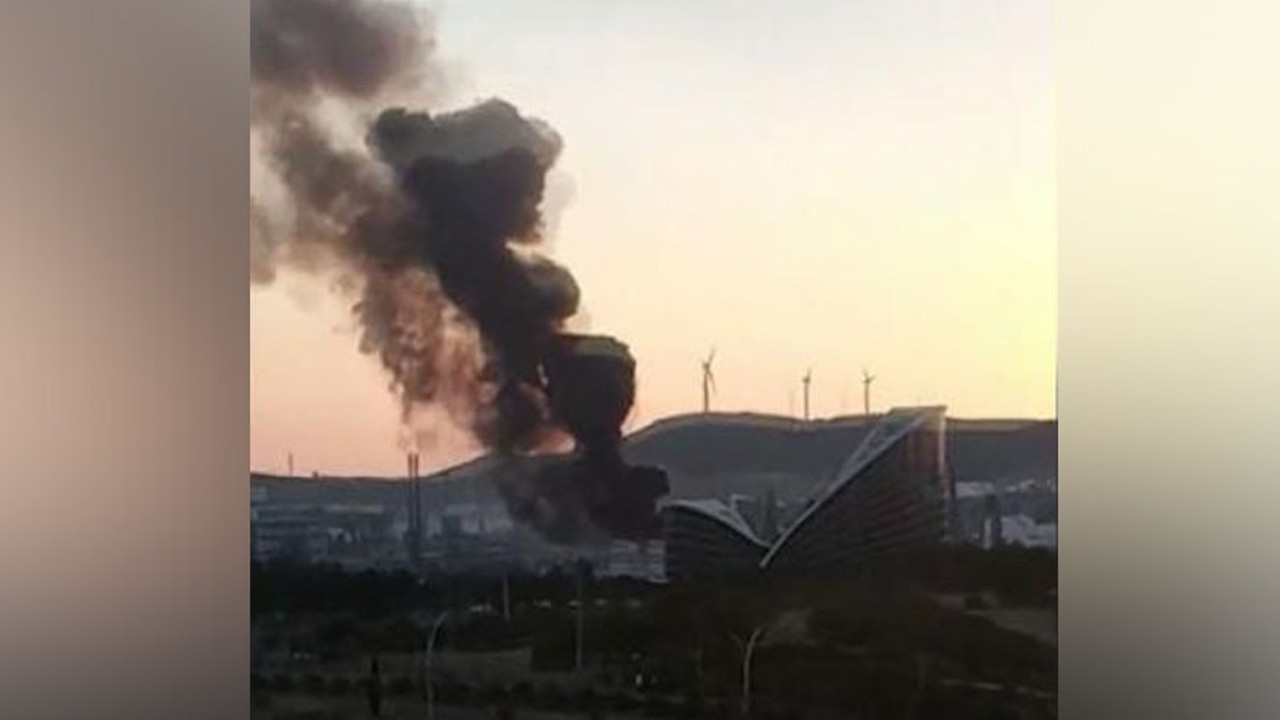 İzmir'de fabrikada patlama ve yangın