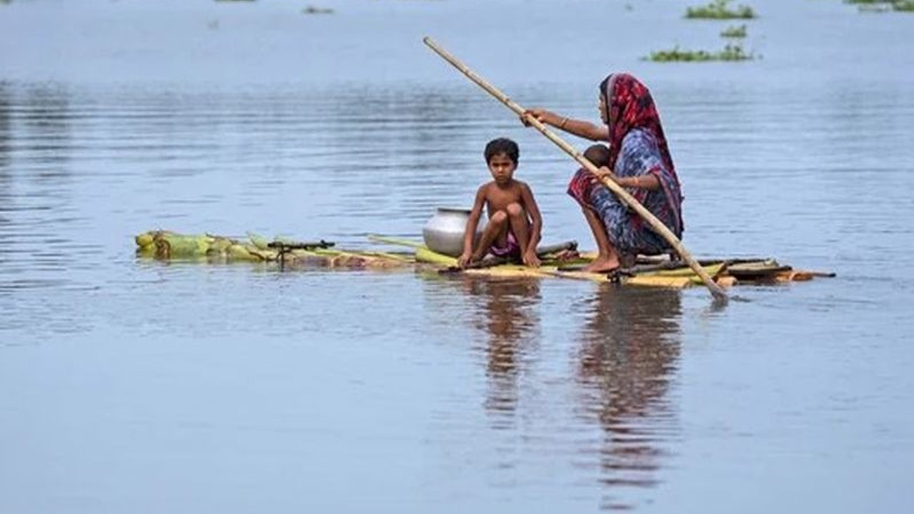 Hindistan'da şiddetli yağışlar sonrası ölü sayısı 131'e yükseldi