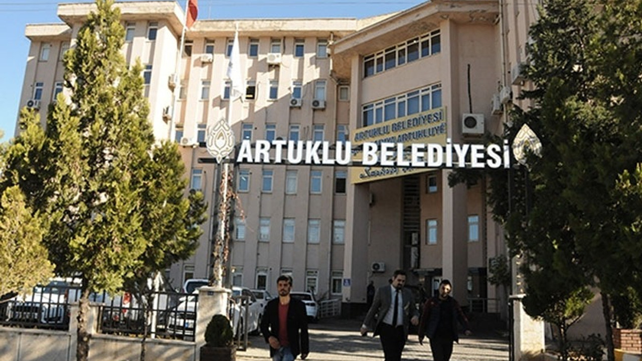 Artuklu Belediyesi’nde usulsüzlük: AKP’li 13 meclis üyesinden istifa dilekçesi