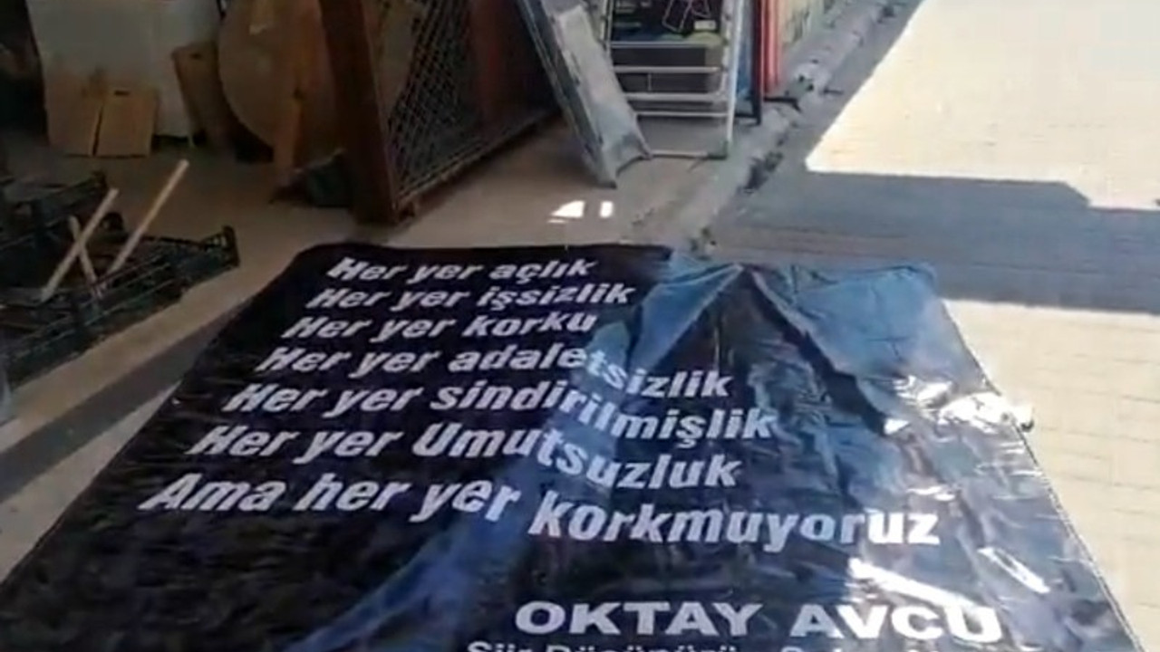 'Her yer açlık, her yer işsizlik' pankartına 'Cumhurbaşkanına hakaret' suçlaması