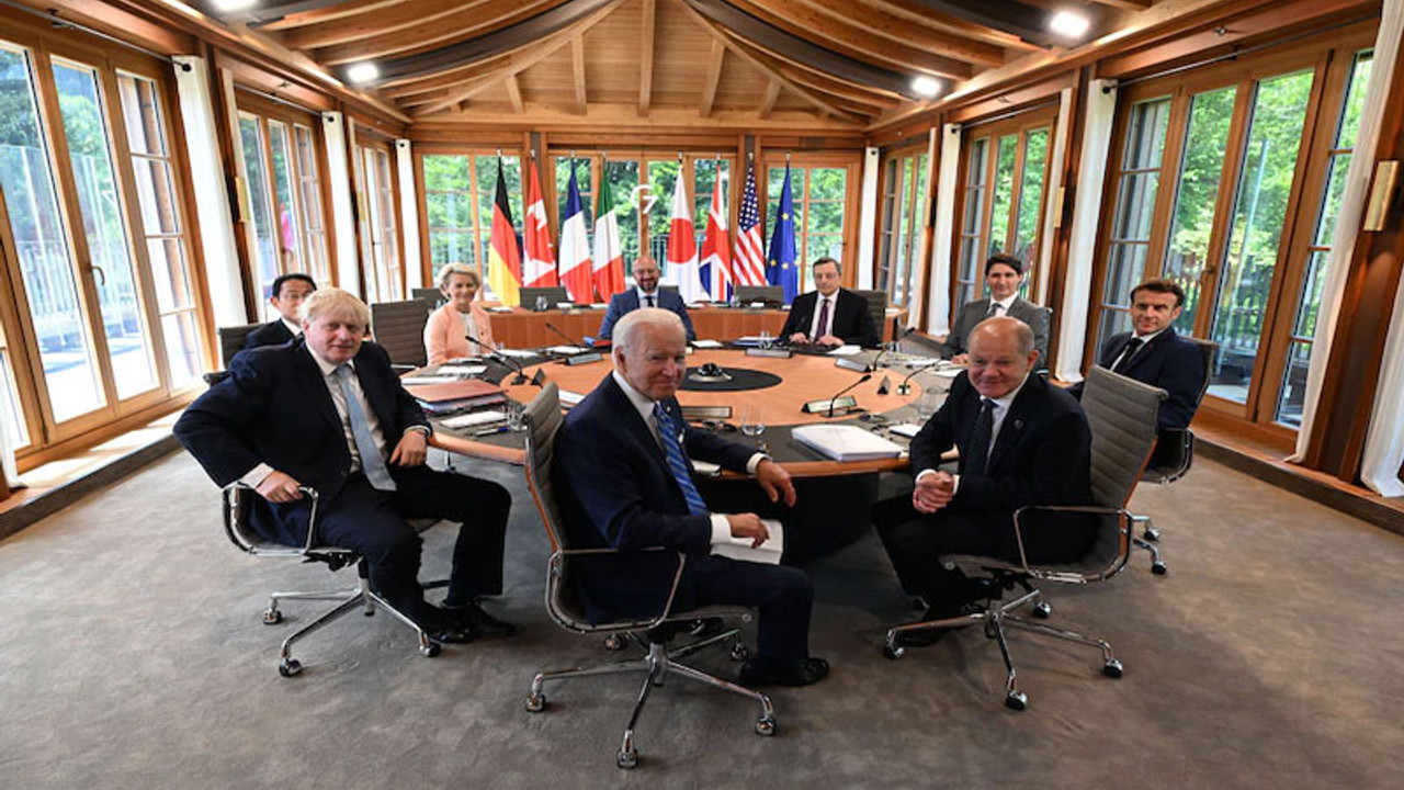 G7 Zirvesi'ne Zelenskiy konuk olacak