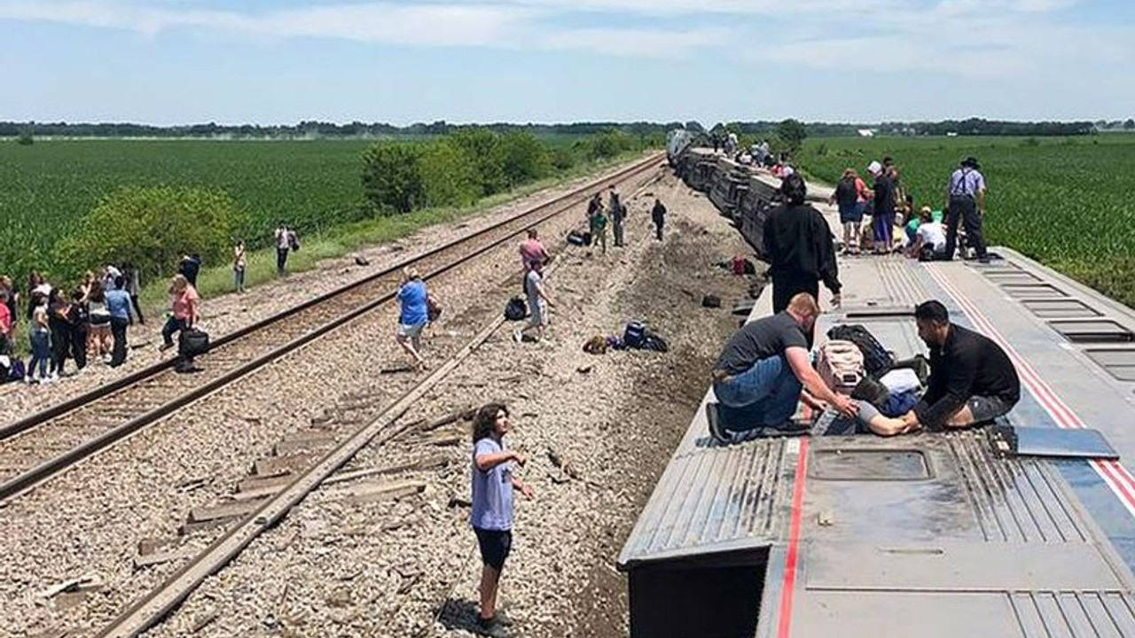 ABD'de tren kazası: İlk belirlemelere göre 3 ölü, 50 yaralı