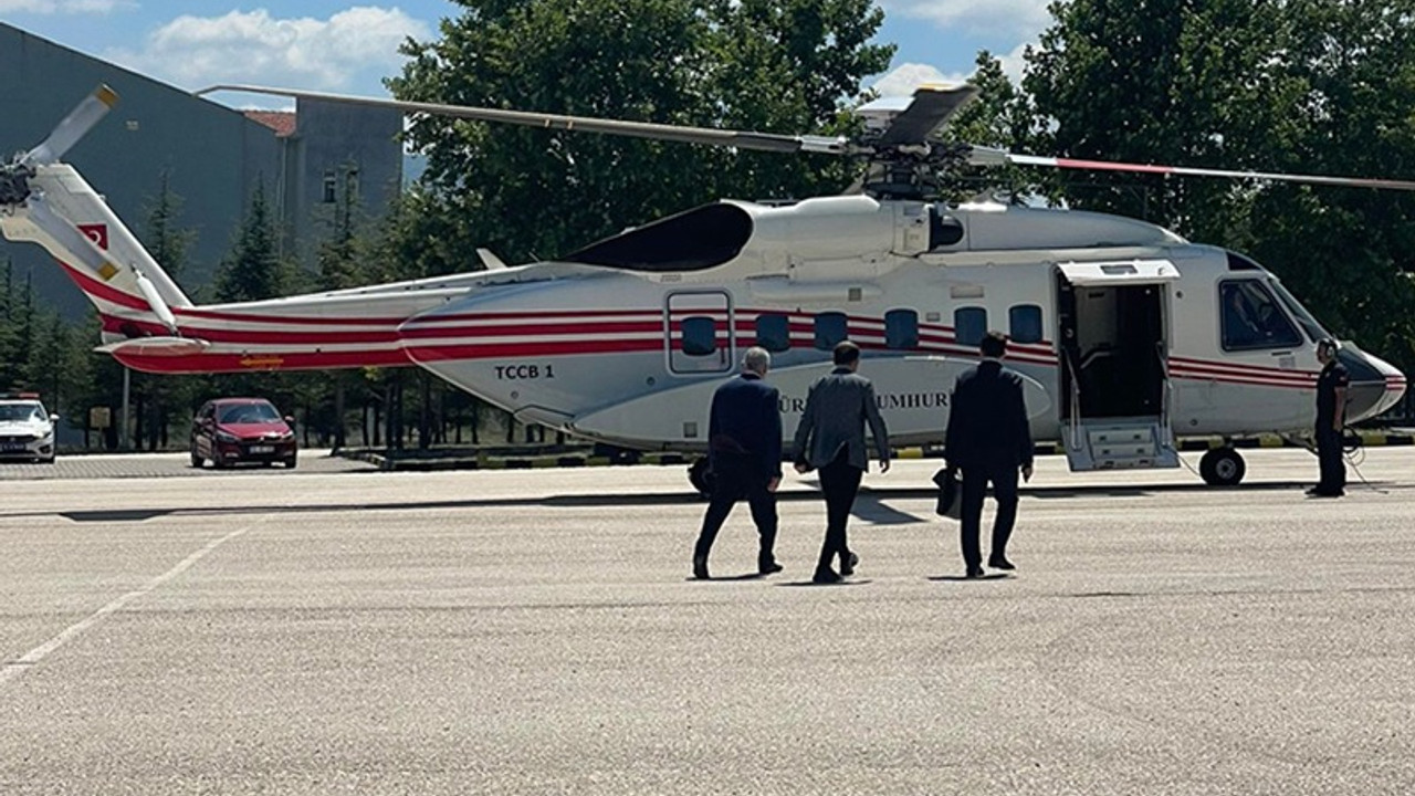 Binali Yıldırım’ı taşıyan helikopter Bilecik’e acil iniş yaptı