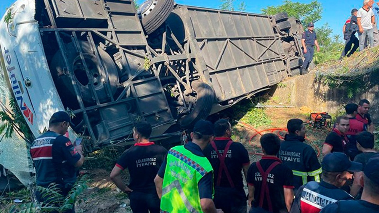 Kırklareli'de otobüs devrildi: 1'i çocuk 6 kişi yaşamını yitirdi