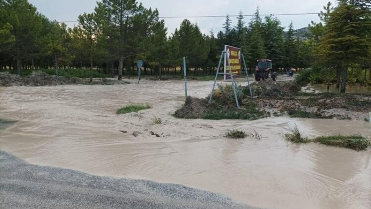 Bilecik’te oğluyla sele kapılan kadın hayatını kaybetti