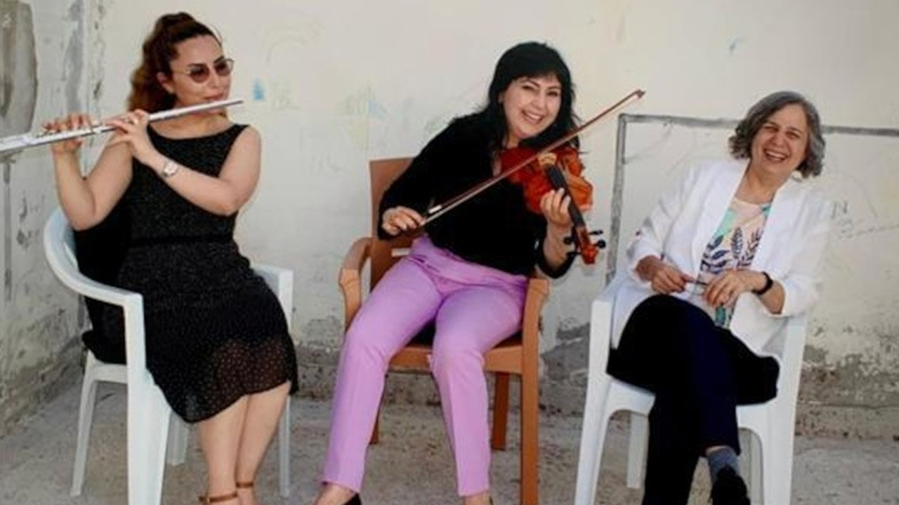 Gültan Kışanak, Figen Yüksekdağ ve Gazel Bulut'tan 'cezaevi orkestrası'