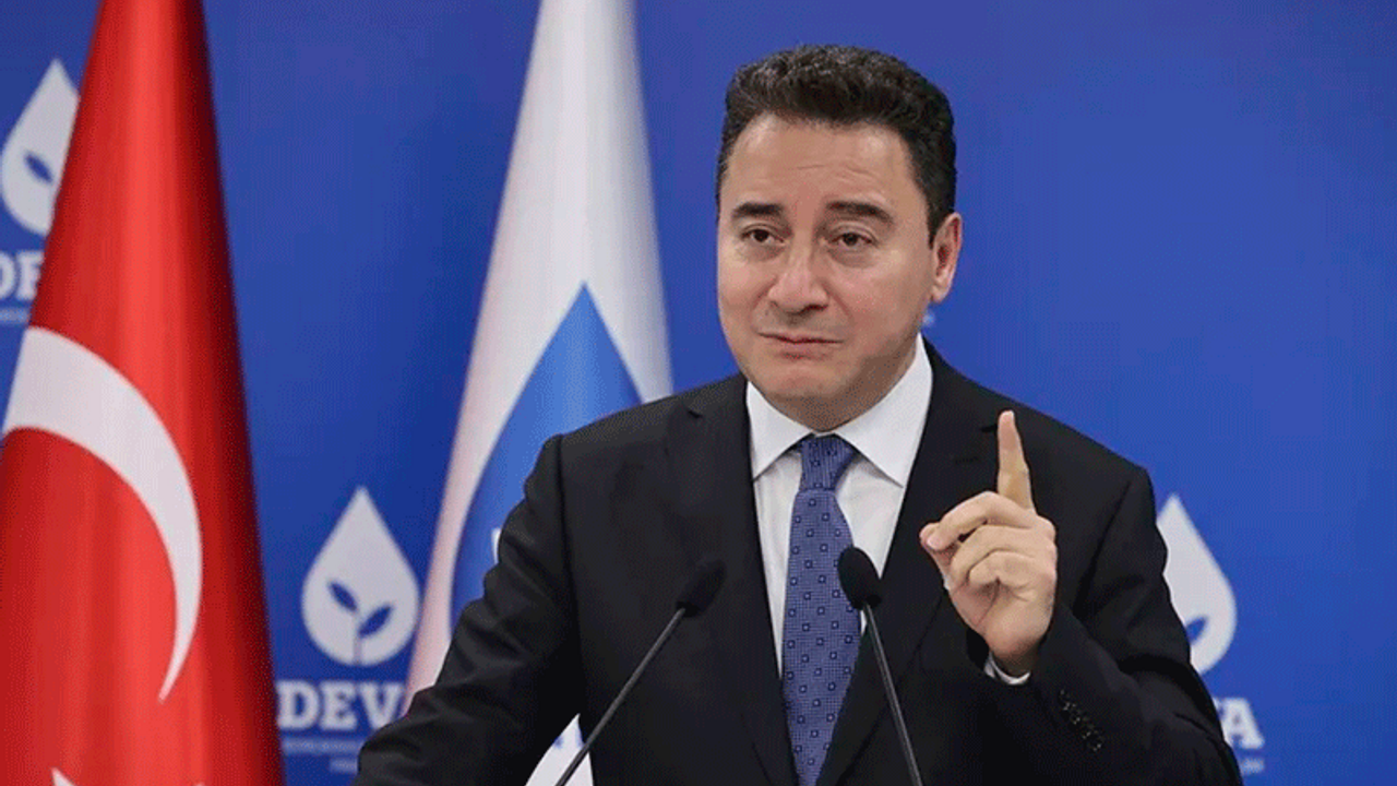 Babacan: Seçimde parmak boyası önereceğiz