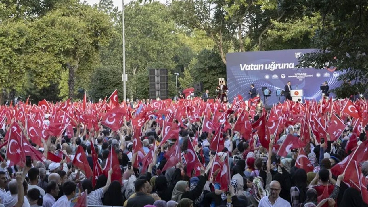 'Erdoğan ve Bahçeli'nin katıldığı 15 Temmuz anmasında 5 bin kişi vardı'