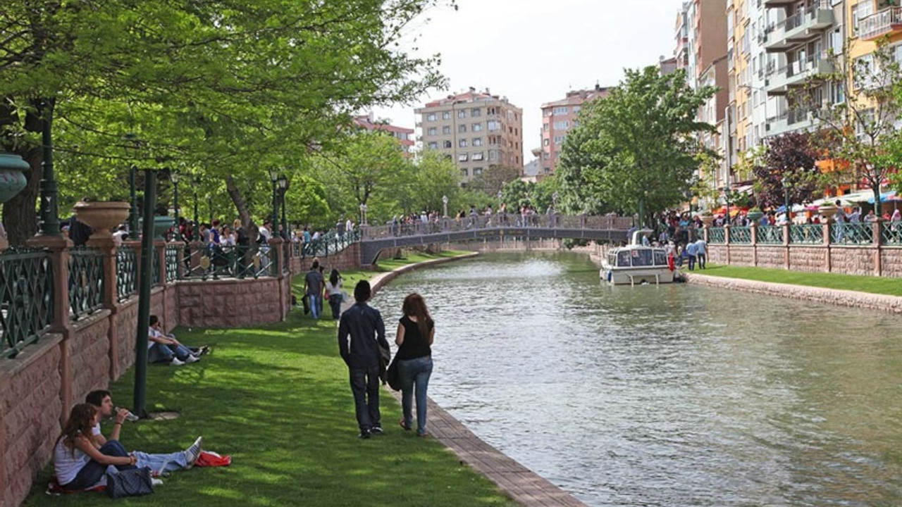 Eskişehir, 5'inci kez 'Öğrenci Dostu Üniversite Şehri' seçildi