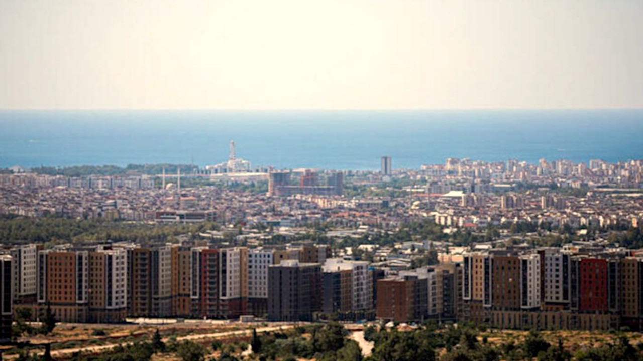 Antalya'nın sıcağı, yarından itibaren 'fön etkisi' yapacak