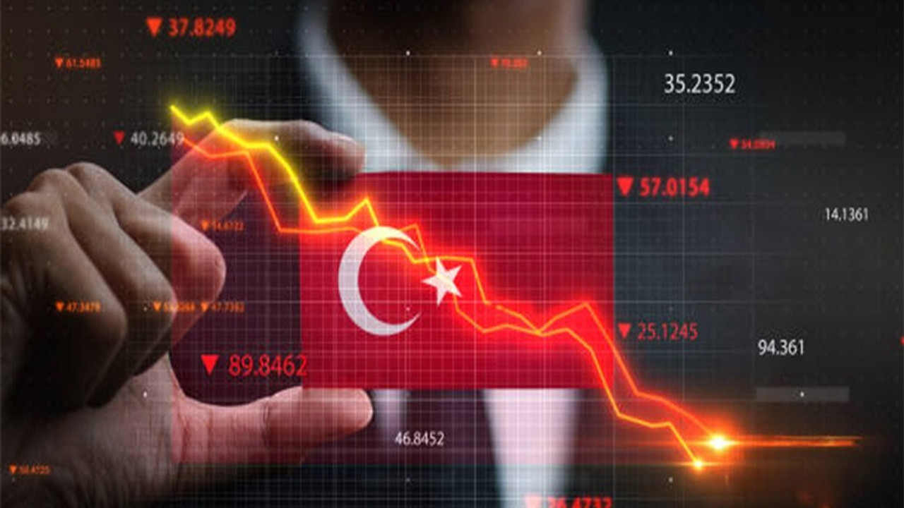 TCMB faizi sabit bıraktı, döviz kurları rekor tazeledi: Dolar 17,79, euro 18,19 TL'yi gördü