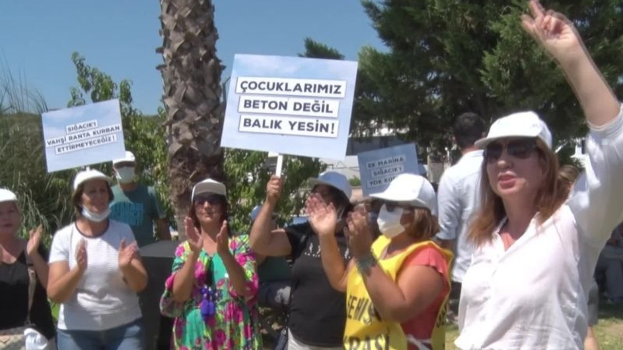 Seferihisar Sığacık Yat Limanı'nın genişletilmesi kararı protesto edildi