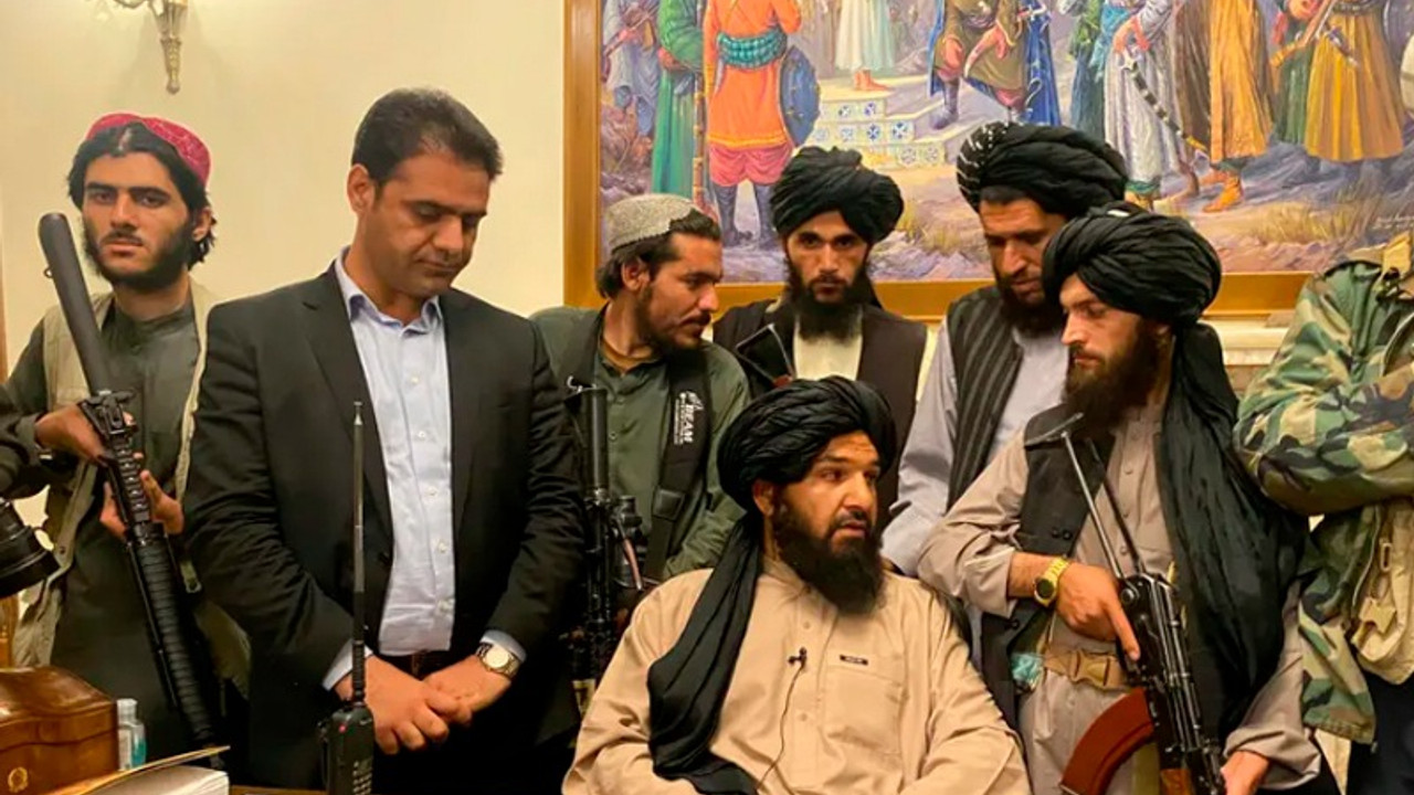 Taliban liderleri ABD'ye verilecek yanıtı görüşüyor