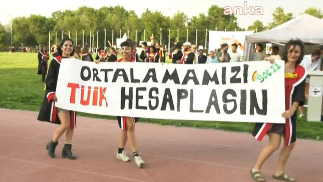 ODTÜ'de mezuniyet töreninde rektörlükten geri adım