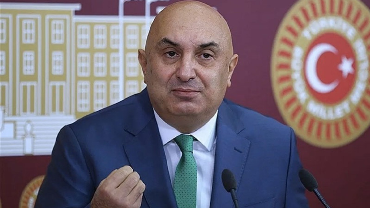 CHP’li Özkoç: Saray’dan basın kuruluşlarına ‘hırsızlık yok, haber yapmayın’ mesajını gönderiliyor