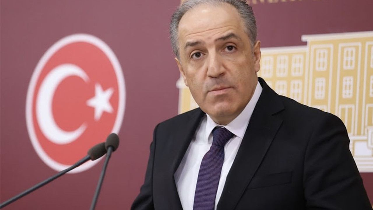 Yeneroğlu'ndan Çavuşoğlu'na: Rusya ile 2. parti s-400 alımı konusunda yeni bir sözleşme yapılmış mıdır?