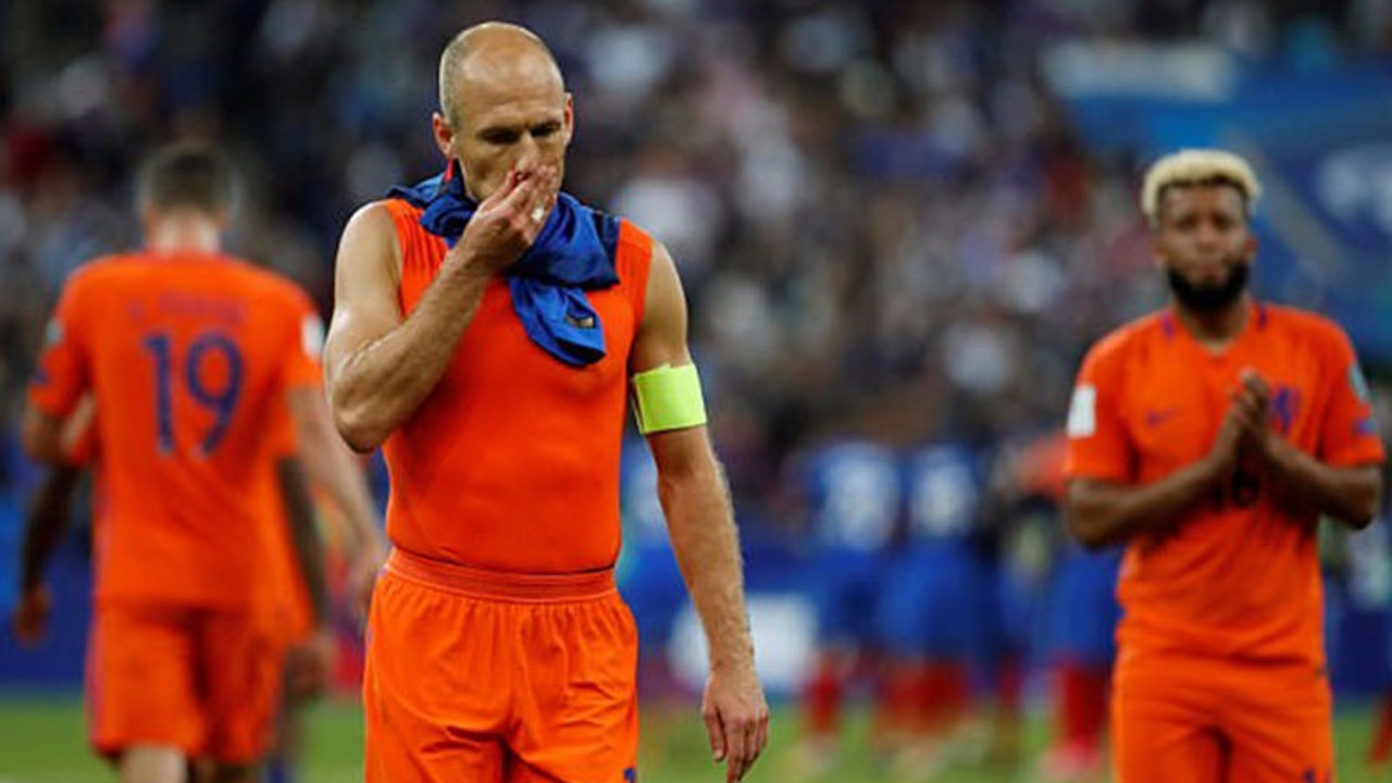 Hollanda ile Arjen Robben de veda etti