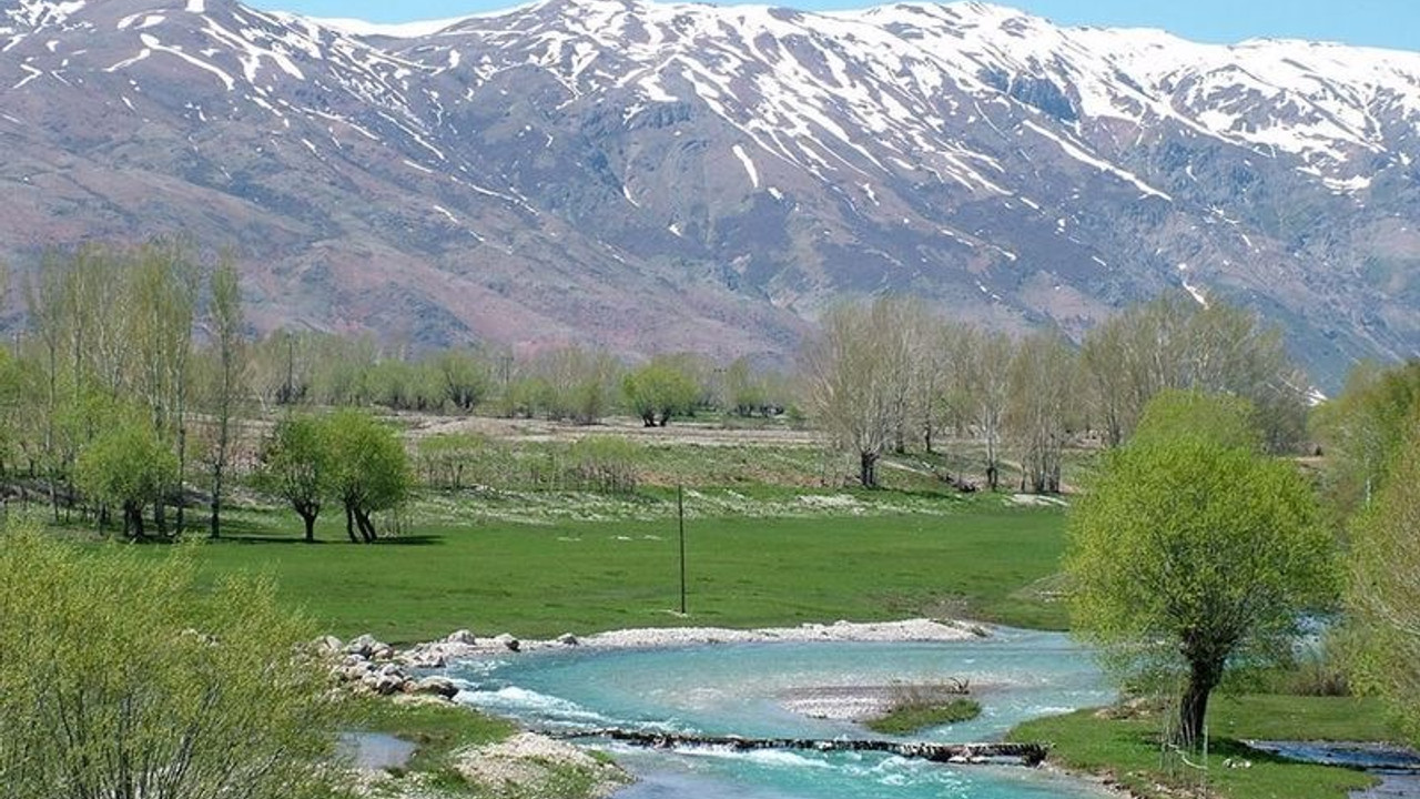 Munzur'da yönetmeliğe aykırı maden ocağı