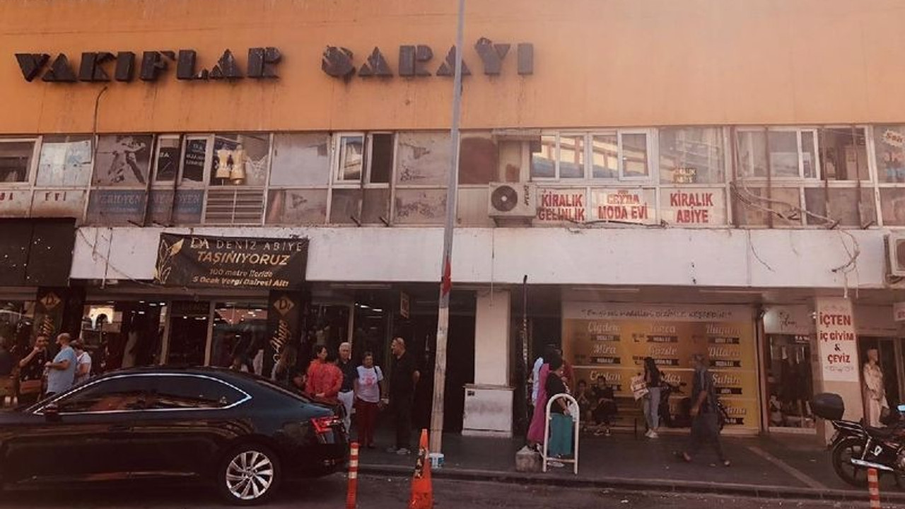 60 yıllık iş merkezinin esnafına iş yerlerini terk etmeleri için tebligat gönderildi