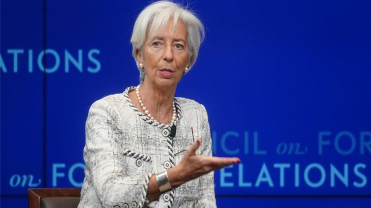 Avrupa Merkez Bankası Başkanı Lagarde: En kötü senaryoda 2023'te daralacağız