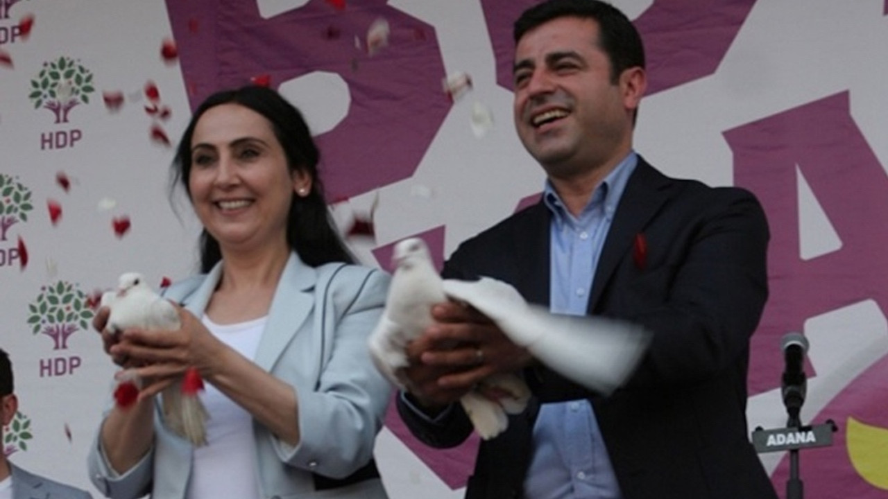 Demirtaş'tan Yüksekdağ'ın şiir kitabının yasaklanmasına tepki: Nereden toplatacaksınız?