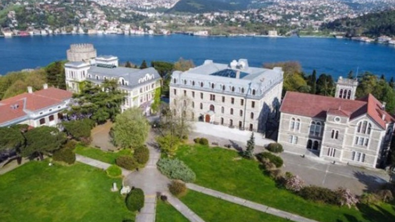 Boğaziçi Üniversitesi '277 kadın öğrenci' kararından döndü