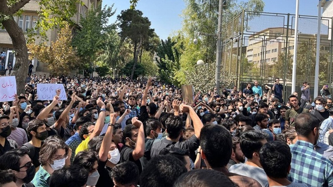 İran'da protestolar sürüyor