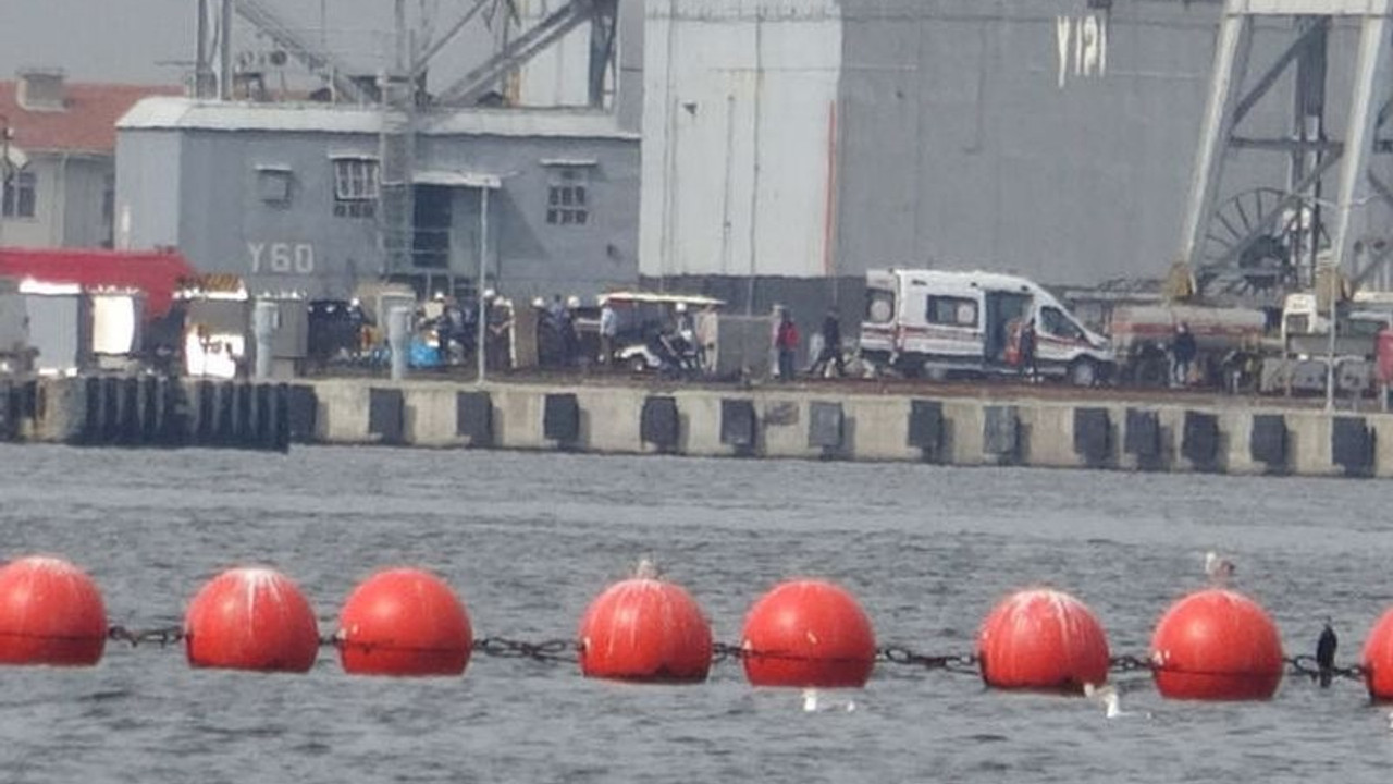 Donanma Komutanlığı'nda bakıma alınan gemide 4 asker denize düştü: Soruşturma başlatıldı