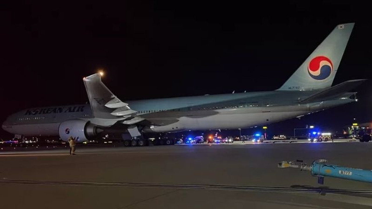 Londra'da iki yolcu uçağı çarpıştı