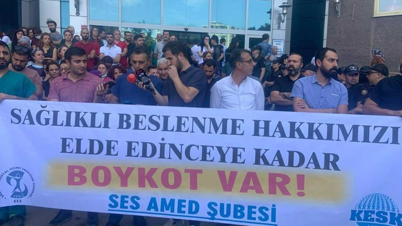 Diyarbakır'da yemek boykotu yapan sağlıkçılara silahlı saldırı