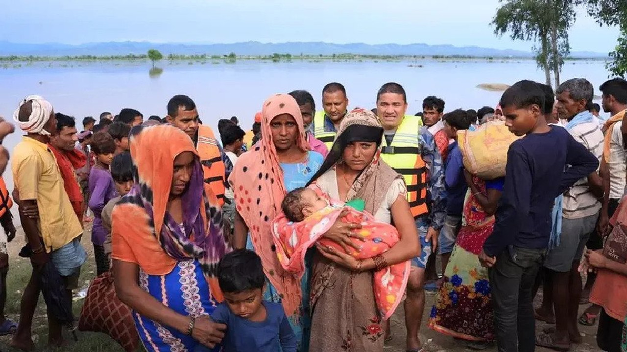 Nepal'de muson mevsimi: Sel facialarında 30'dan fazla kişi öldü