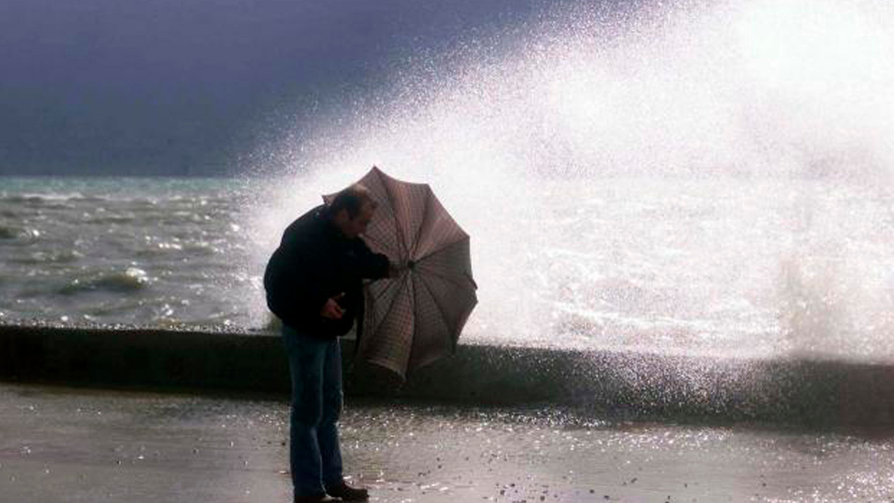 Meteoroloji'den şiddetli yağış ve fırtına uyarısı