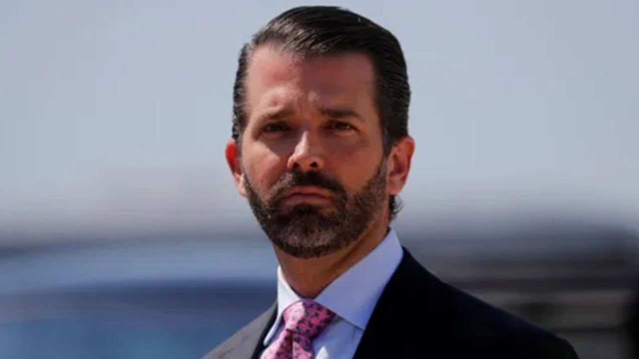 Trump Jr., Pelosi saldırısına gönderme yaptı, Cadılar Bayramı kostümünü paylaştı