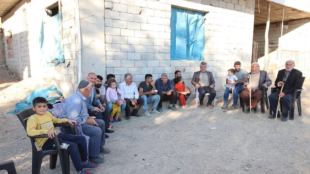 740 kişinin yaşadığı köyde herkesin soyadı aynı