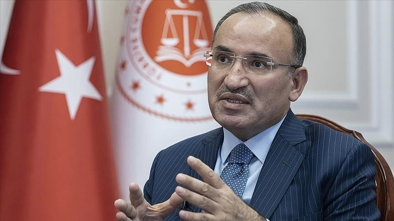 Bozdağ: Cumhur İttifakı’nın anayasa değişikliğini tek başına referanduma götürmesi fiilen imkansız