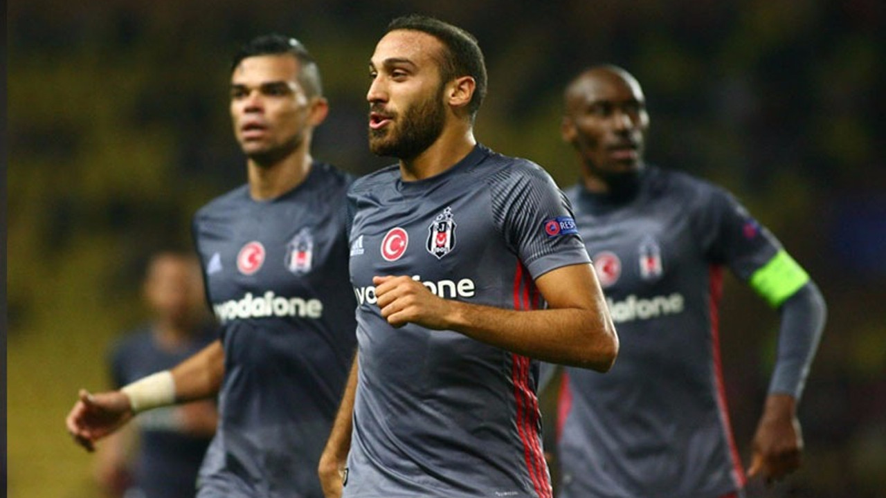 Cenk Tosun maçın oyuncusu seçildi