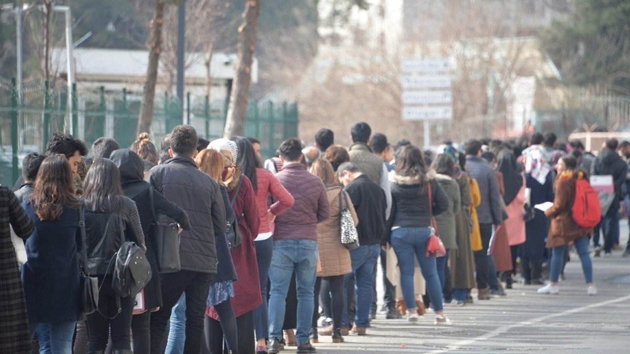 İşsizlik ödeneğini işsiz alamıyor