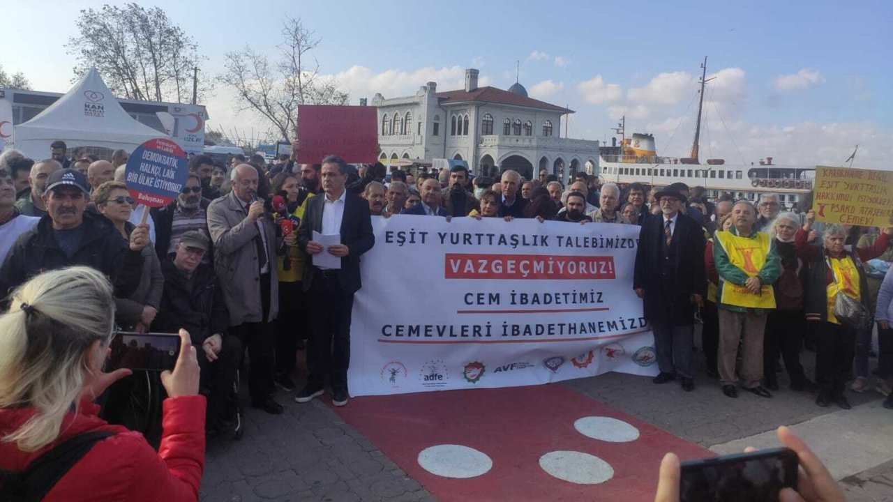 Alevi dernekleri eşit yurttaşlık talebiyle eylem yaptı