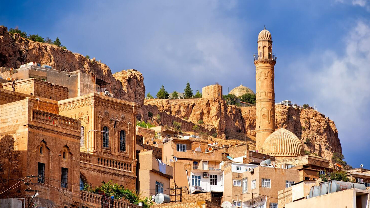 Mardin'de gösteri ve yürüyüşler 15 gün yasaklandı