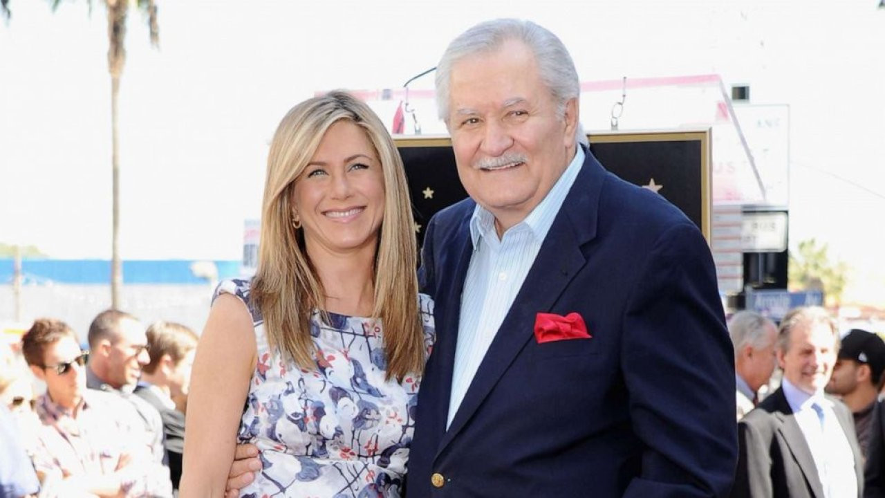 Jennifer Aniston'ın babası, aktör John Aniston öldü