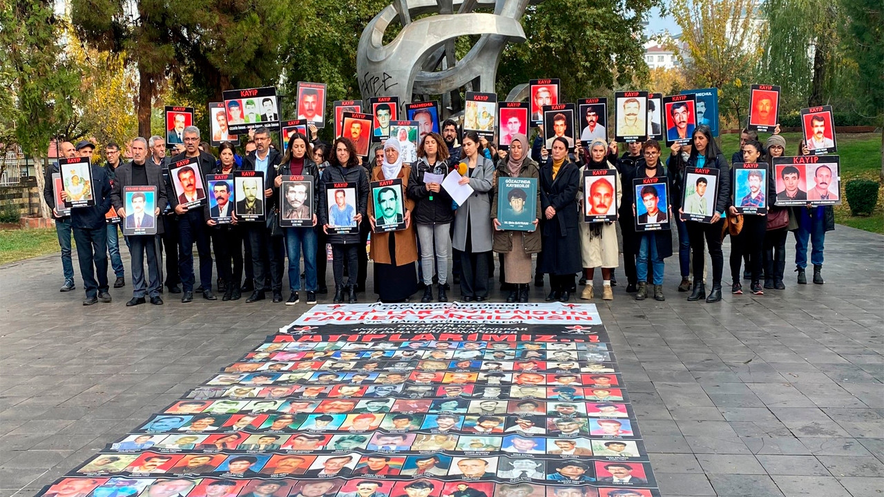 Diyarbakır'da kayıp yakınları 18 kadının akıbeti sordu