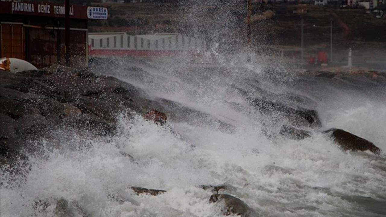 Meteoroloji’den uyarı: Marmara ve Kuzey Ege'de yarın fırtına bekleniyor